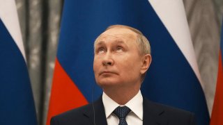 Владимир Путин възроди стария съветски песенен конкурс "Интервизия" - какво знаем за него