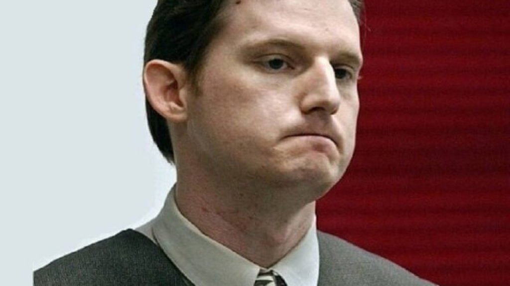 christian-longo-in-court-768x640