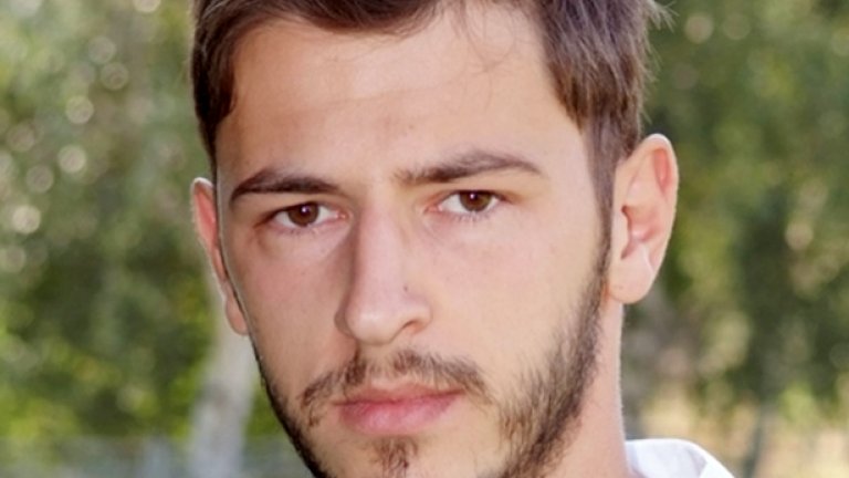 Не мога да крия, че съм мислил за националния отбор още, когато играех за Пирин. Но аз искам ако отида да играя за страната си, да мога да помогна, а не просто да седя на резервната скамейка