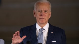 Ден след проведения телефонен разговор с Путин