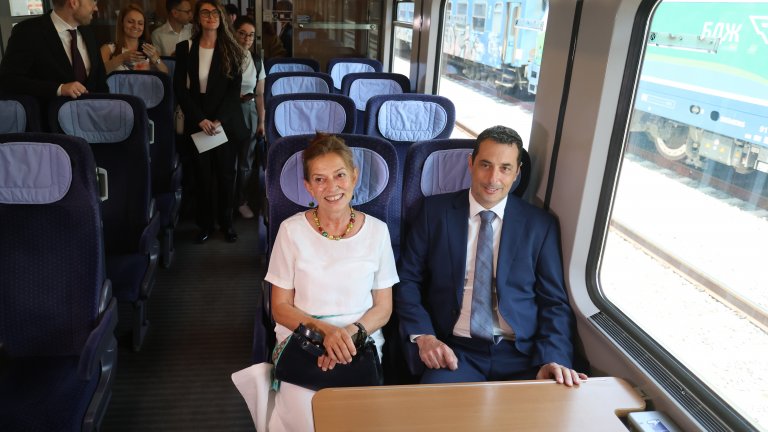 БДЖ пуска първи влак с новите немски вагони от София до Бургас