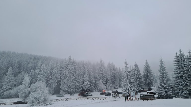 Снегорин разчисти пътя за блокираните спортисти на Белмекен