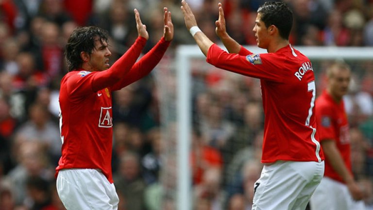 
Карлос Тевес и Кристиано Роналдо на два пъти станаха шампиони на Англия като съотборници и вдигнаха Шампионската лига.