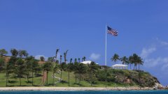 Двата имота на опозорения финансист на Вирджинските острови вече се продават
