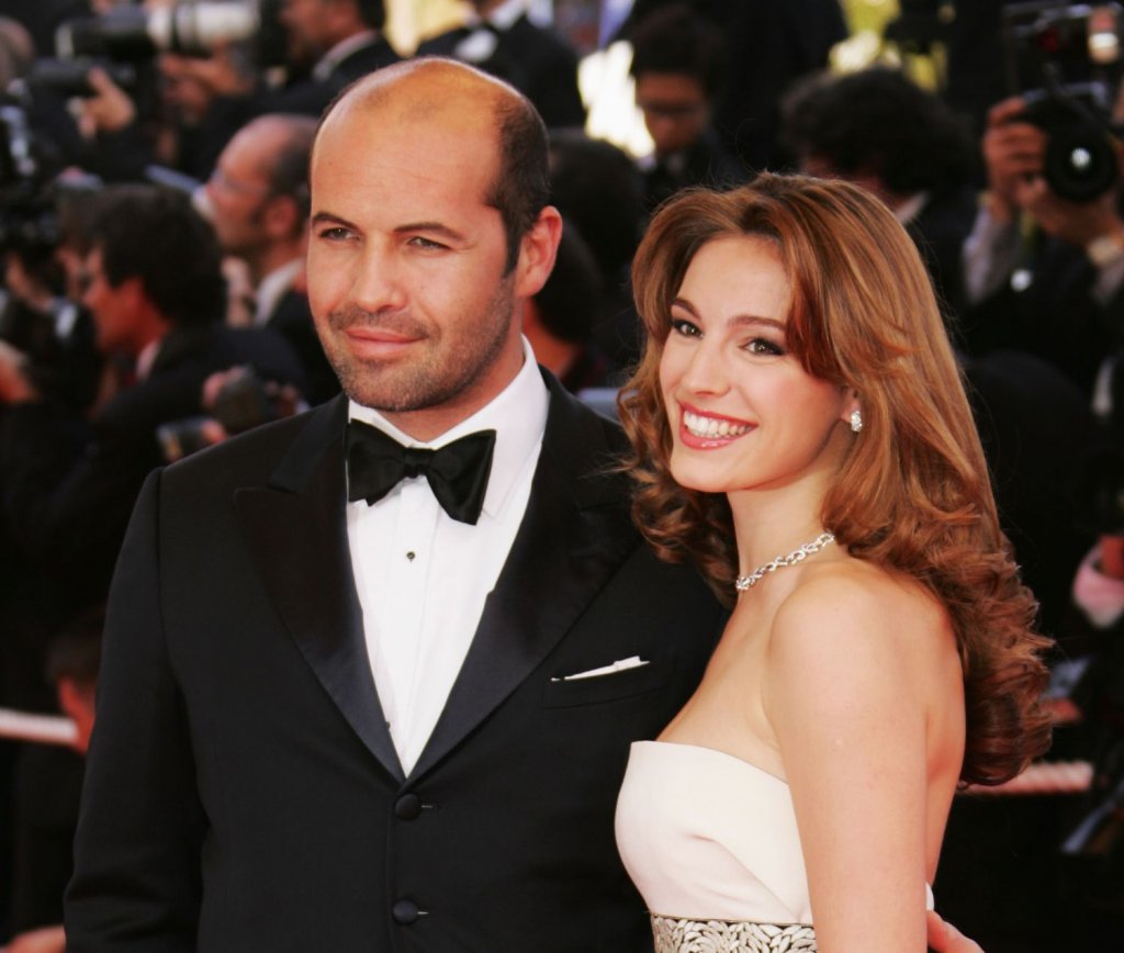 Помним го като злодея от "Титаник", но в живота на актьора Били Зейн има място за повече от една "Роуз", а връзките му са ту с модели, ту с не по-малко сексапилни актриси. Ето кои са те: