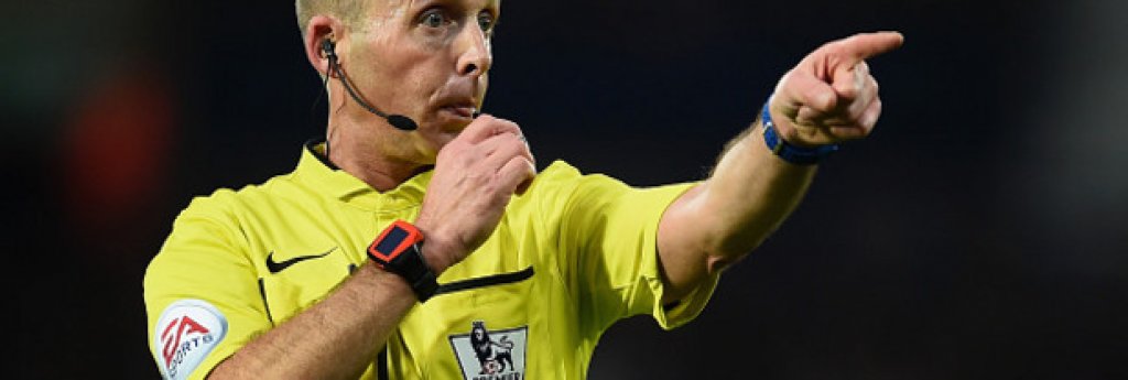 Никой друг съдия не може да се похвали с 500 мача във Висшата лига на Англия