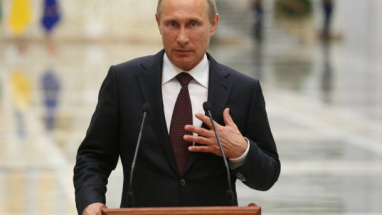 Писмото на Путин до майката на Борис Немцов има емблематична стойност заради едно от последните интервюта на покойния опозиционен лидер. В него той споделя опасенията на възрастната си майка, че ще стане жертва на Владимир Путин заради смелите си политически позиции.
