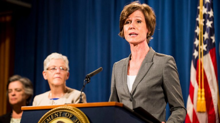 Доналд Тръмп уволни Сали Йейтс, която изпълняваше длъжността министър на правосъдието и генерален прокурор на Америка.