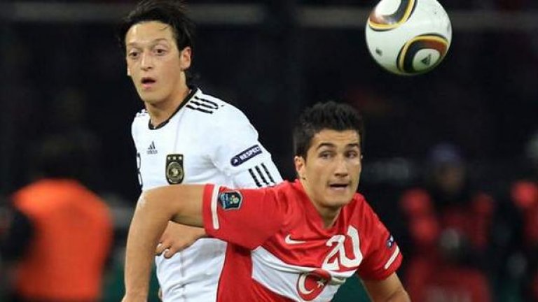 Месут Йозил избра Германия, а Нури Шахин - Турция