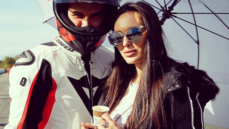 Двойка на високи скорости -
 шампионът ни по мотокрос Ангел Караньотов и Ива Русинова