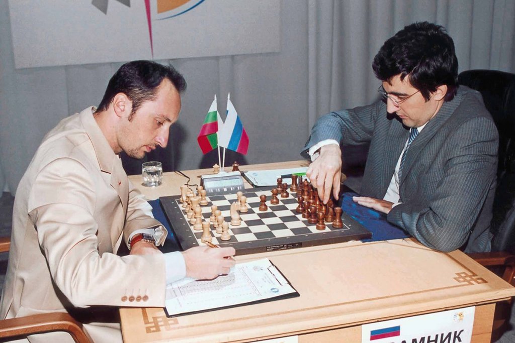 Шахматната война България - Русия и тоалетната сага на Топалов - Крамник: Най-големият скандал в шаха