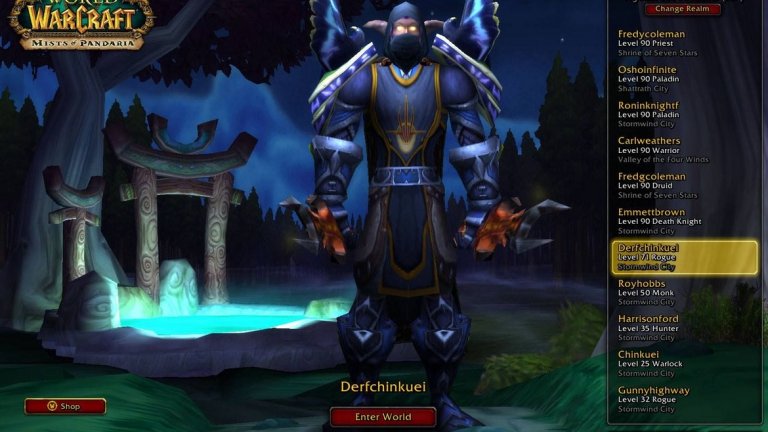 Персонаж Rogue Night Elf, 9000 долара, World of Warcraft
Ако попитате някой играч на World of Warcraft за основните негативи на масовата онлайн игра, повечето ще ви посочат получаваните на случаен принцип предмети, както и дългото време, което трябва да инвестирате, за да развиете героя си. Ето защо не е изненада, че около хитовото заглавие вече доста години се развива и пазар на готови персонажи, където може да си купите герои с редки и силно развити умения с истински пари.
Един от по-фрапиращите примери за това е персонажът Rogue Night Elf, който се продава за между 9000 и 10 000 долара. Напълно развит и екипиран, той се счита за може би най-могъщият и оптимизиран герой в играта. Скандално високите суми не останаха незабелязани от Blizzard и компанията забрани "търговията" с персонажа, както и самото му използване.