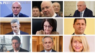Според промените в Конституцията само 10 души могат да бъдат посочени