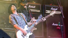 Бившият китарист на Motorhead Фил Кембъл почина на 64 години