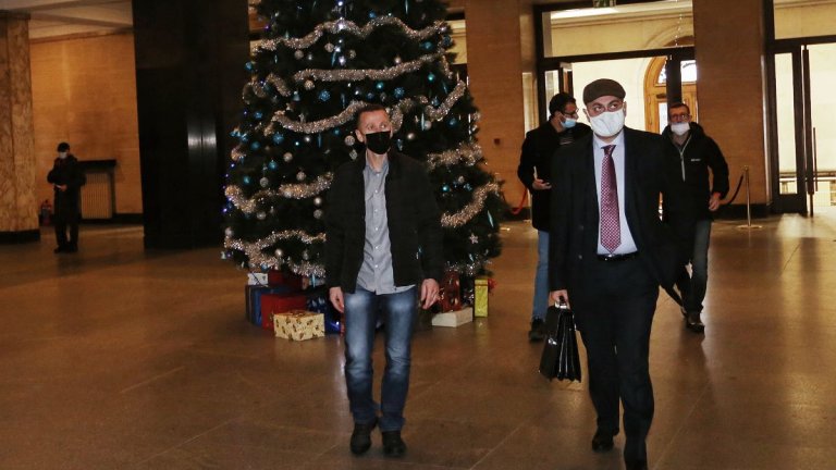 Мярката му за неотклонение ще бъде произнесена утре