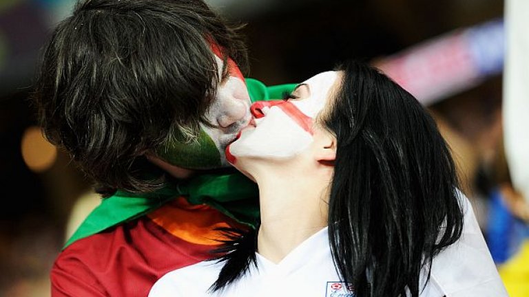 И накрая - малко международна любов на четвъртфинала Италия - Англия