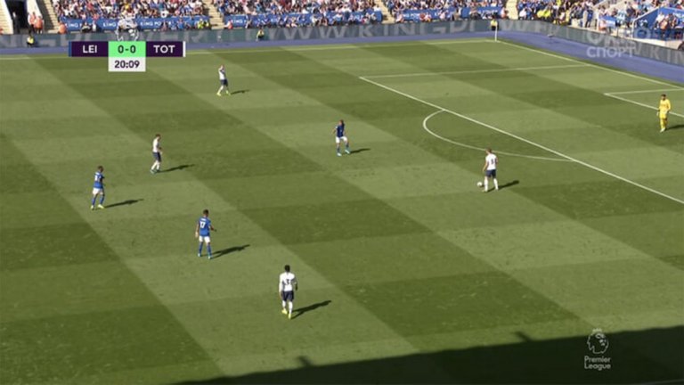 В съвременния футбол се тренира не само тялото, но и мозъкът. И тук на помощ идва военната авиация