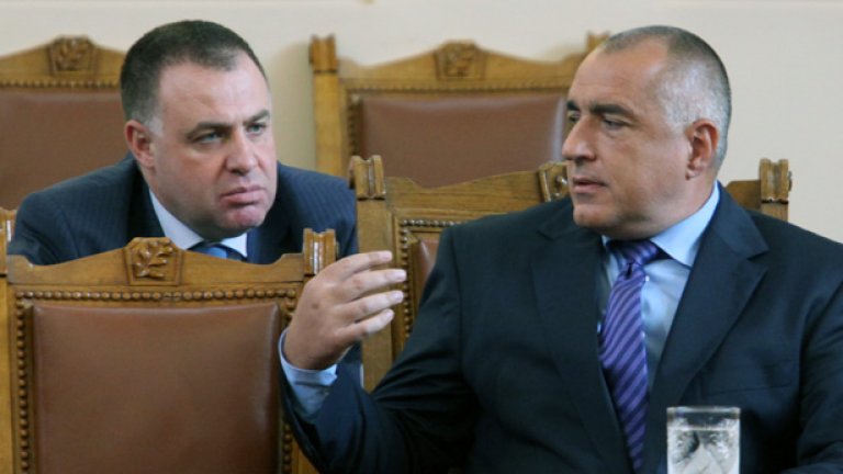 Найденов и Борисов сипят разнообразни обиди към прокурори, журналисти и политици. 