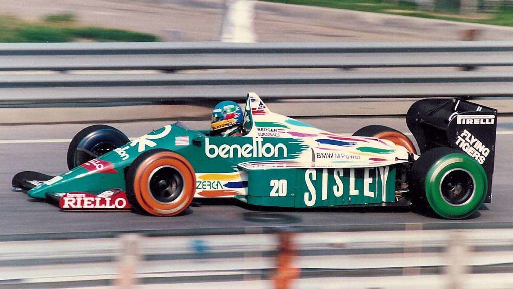 1200px-Gerhard_Berger_1986_Detroit