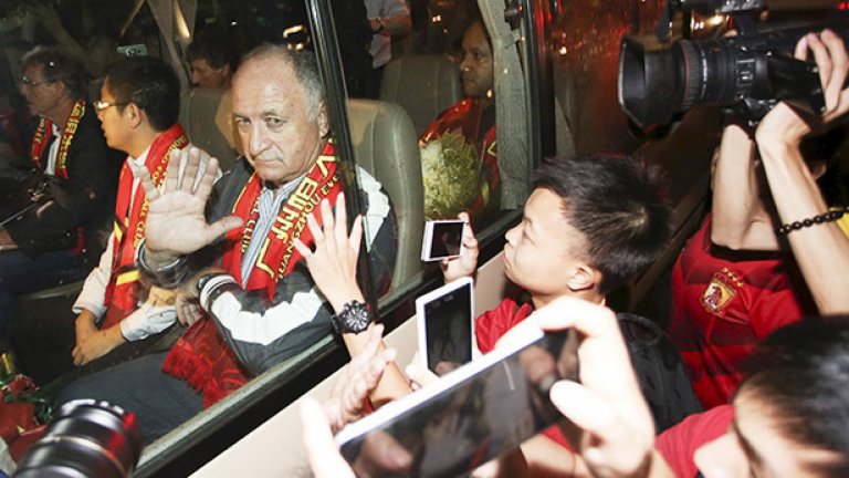 Луиш Фелипе Сколари изведе Бразилия до световната титла, но и той не устоя на офертата от Китай.