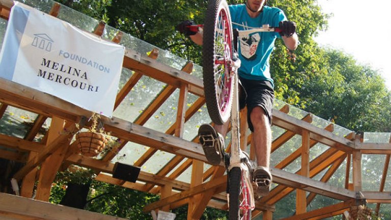 Байк демонстрация в лятното кино