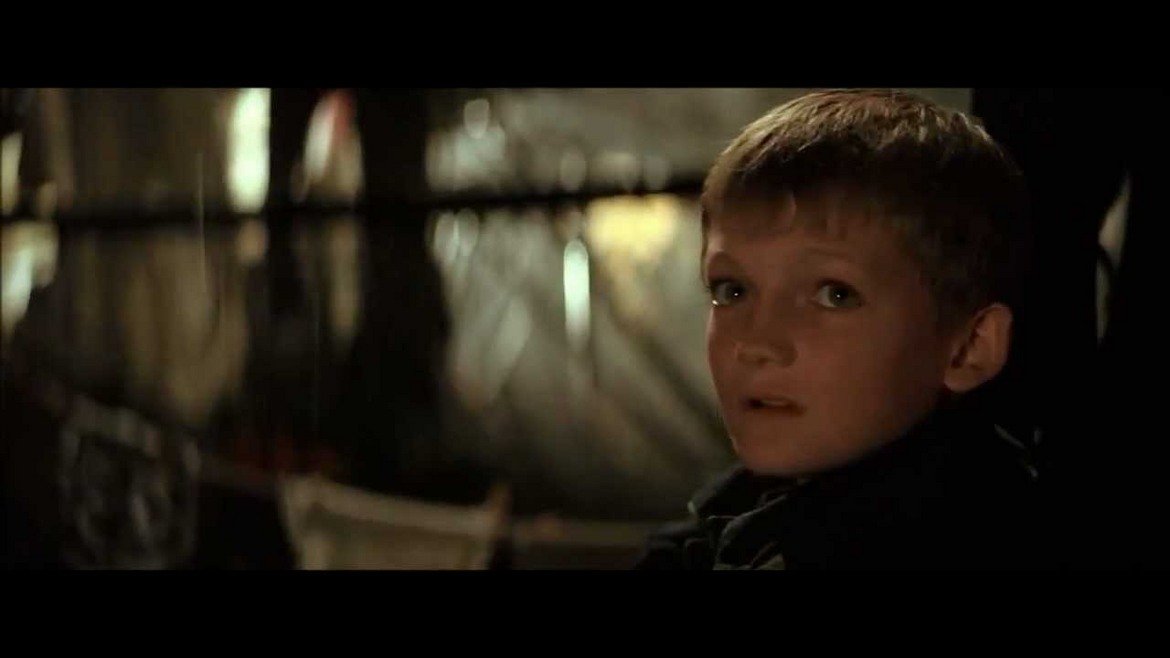Една от първите роли на Джак Глийсън е в Batman Begins - още като малко дете