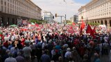 Странно е БСП да говорят за "водачество" и "обединение", когато самата партия има проблеми и с двете