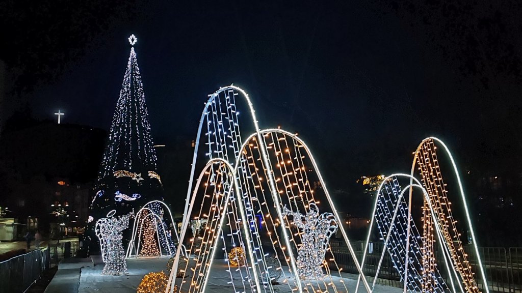 Коледната магия на… Благоевград