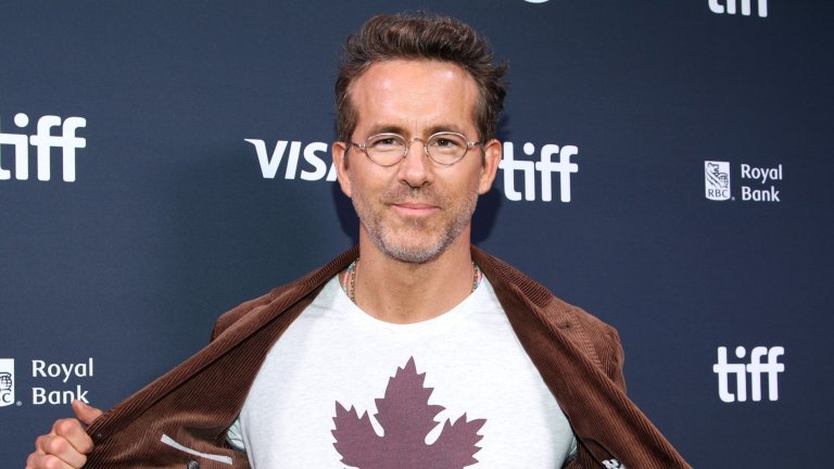 Райън Рейнолдс 
Рейнолдс, който постигна забележими касови успехи с неговия Дедпул, ще навърши 50 г. на 23 октомври. В последно време обаче актьорът не се свързва толкова с кино постиженията си, а със скандала около неговата съпруга Блейк Лайвли и режисьора на “Никога повече” - Джъстин Балдони.