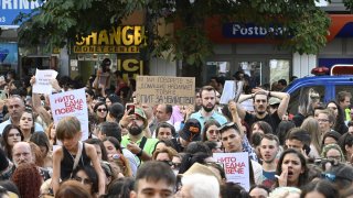 Днес е Международния ден за борба срещу насилието над жени