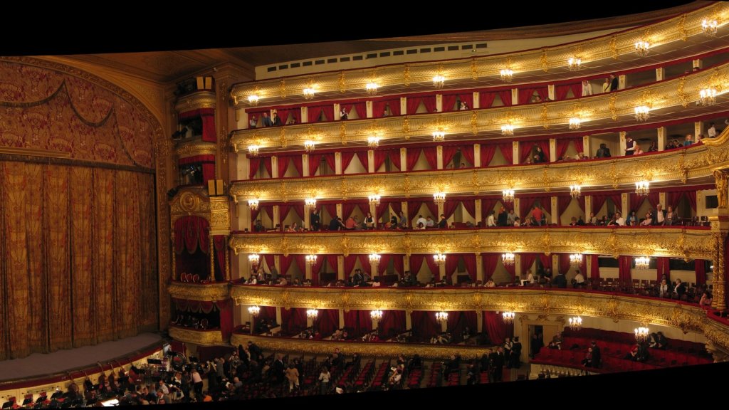 Inside_Moscow_Bolshoi_Theatre