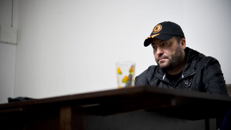 Бийтълмания с карамфили...