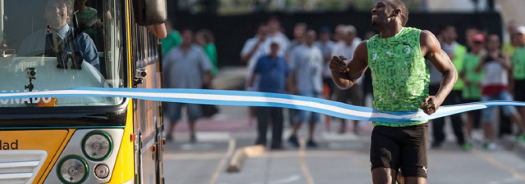 Usain Bolt Runs Against A Bus