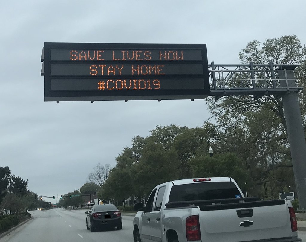 1280px-COVID-19_Warning_Mount_Pleasant_South_Carolina