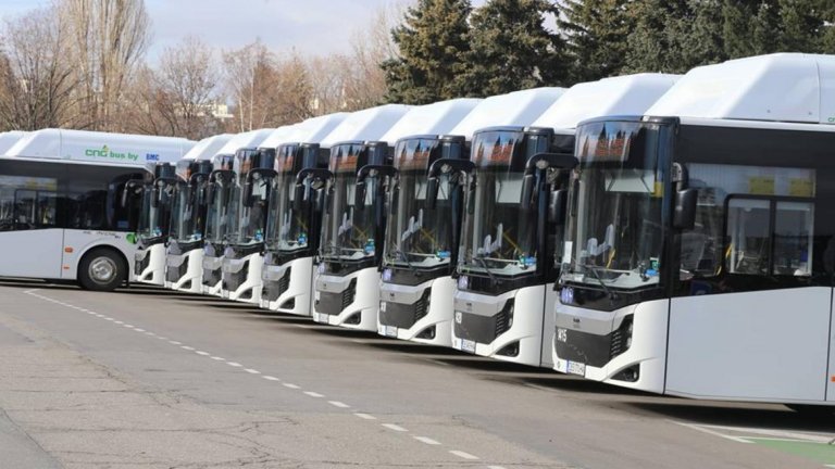 30 нови автобуса на газ тръгват из София
