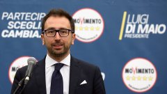 Италиански министър отива на вот на недоверие заради скандал с мафията