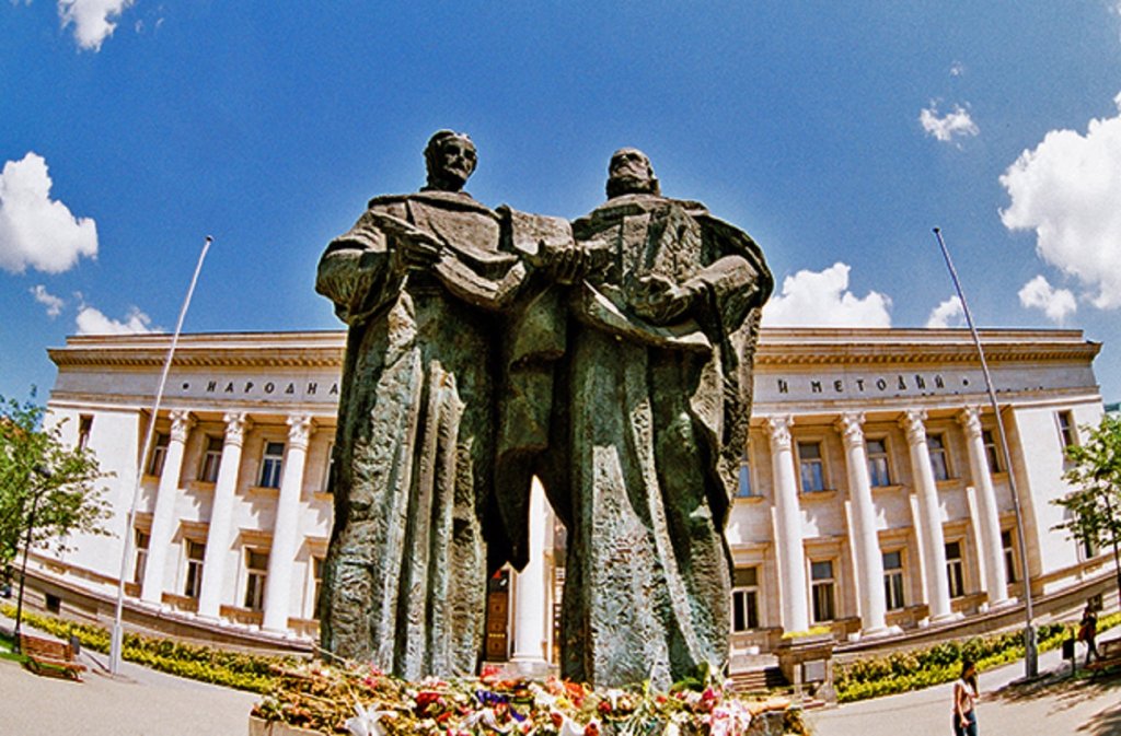 кирил и методий, паметник