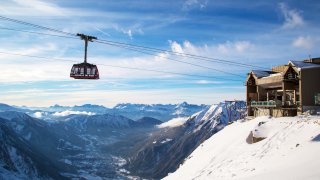 На пълна скорост към върха на света и седем от лифтовете, от които ти спира дъха