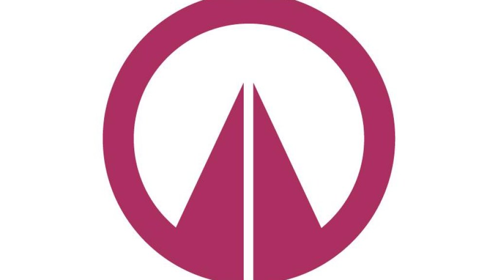 417746_596703367024241_696042713_n