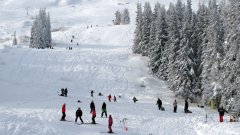 И този зимен сезон "Витоша ски" отново се опитва да извива ръцете на останалите ски училища, които работят на Витоша, като им предлага свирепи цени за лифт карти