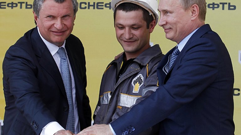 Според публикация в германския в. Билд шефът на Роснефт Игор Сечин е включен в черен списък на ЕС със санкции заради Крим