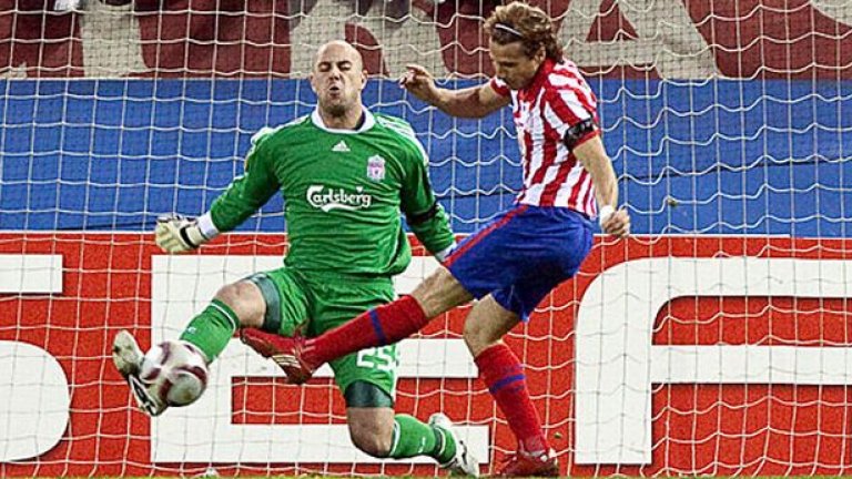 Диего Форлан
Купен от Манчестър Юнайтед за 3,20 млн. евро (лятото на 2004 г.), продаден на Атлетико Мадрид за 21 млн. евро (лятото на 2007 г.).
Печалба: 17,80 млн. евро.