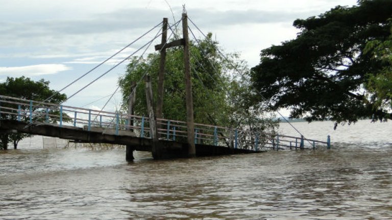 Снимката е архивна