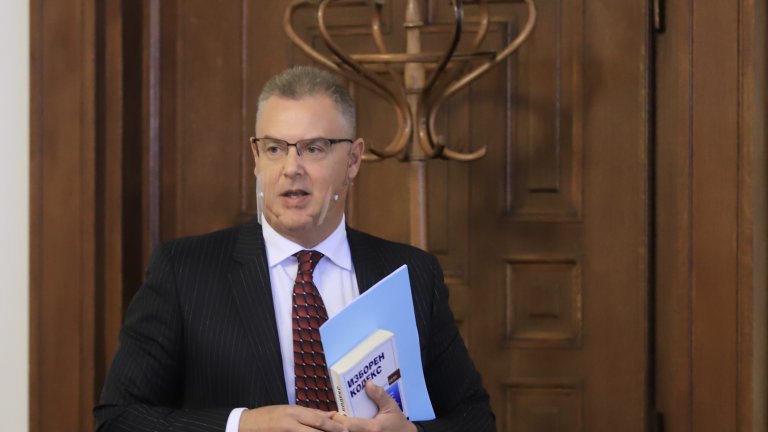 Формациите трябва да внесат в ЦИК депозит от 2500 лв. и 2500 подписа