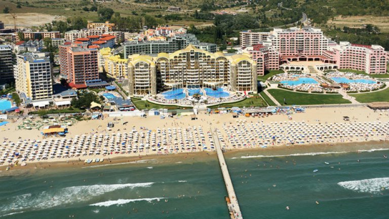 Светът е голям и "рискови профили" дебнат навсякъде