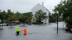На места обилните дъждове предизвикаха наводнения