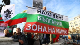 Според демонстрантите изпращането на военнотехническа подкрепа за Киев ще ни вкара във войната