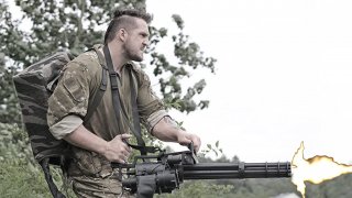 Британецът, който се превръща в лицето на западния злодей в китайското патриотично кино