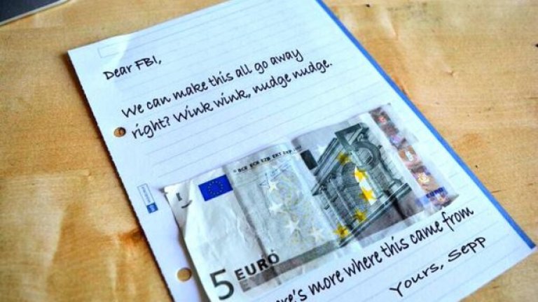 "Изтеклото" писмо с намигване от Блатер до ФБР.