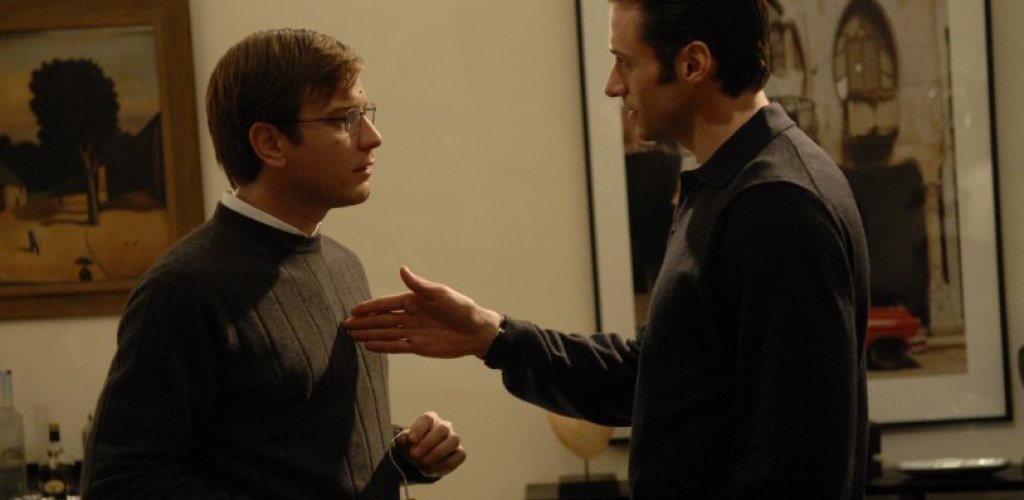 „Измама“ (2008) 

Хю Джакман кани бизнесмена Юън Макгрегър да се присъединят към таен секс клуб в тази глупава еротичен трилър, който играе по-скоро като комедия.

